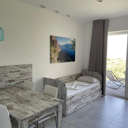 Residence Malcesine-Active&Family Luaran gambar