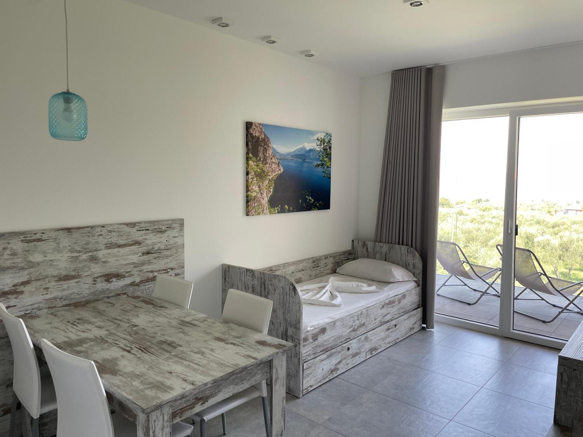 Residence Malcesine-Active&Family Luaran gambar