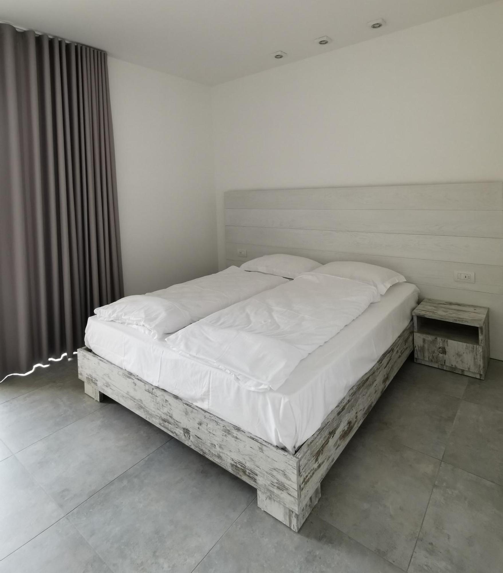 Residence Malcesine-Active&Family Luaran gambar